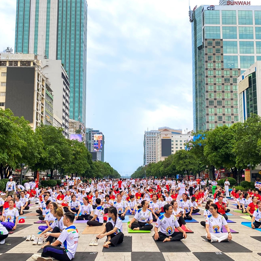 Ngày hội Yoga Quốc Tế – Phố đi bộ Nguyễn Huệ