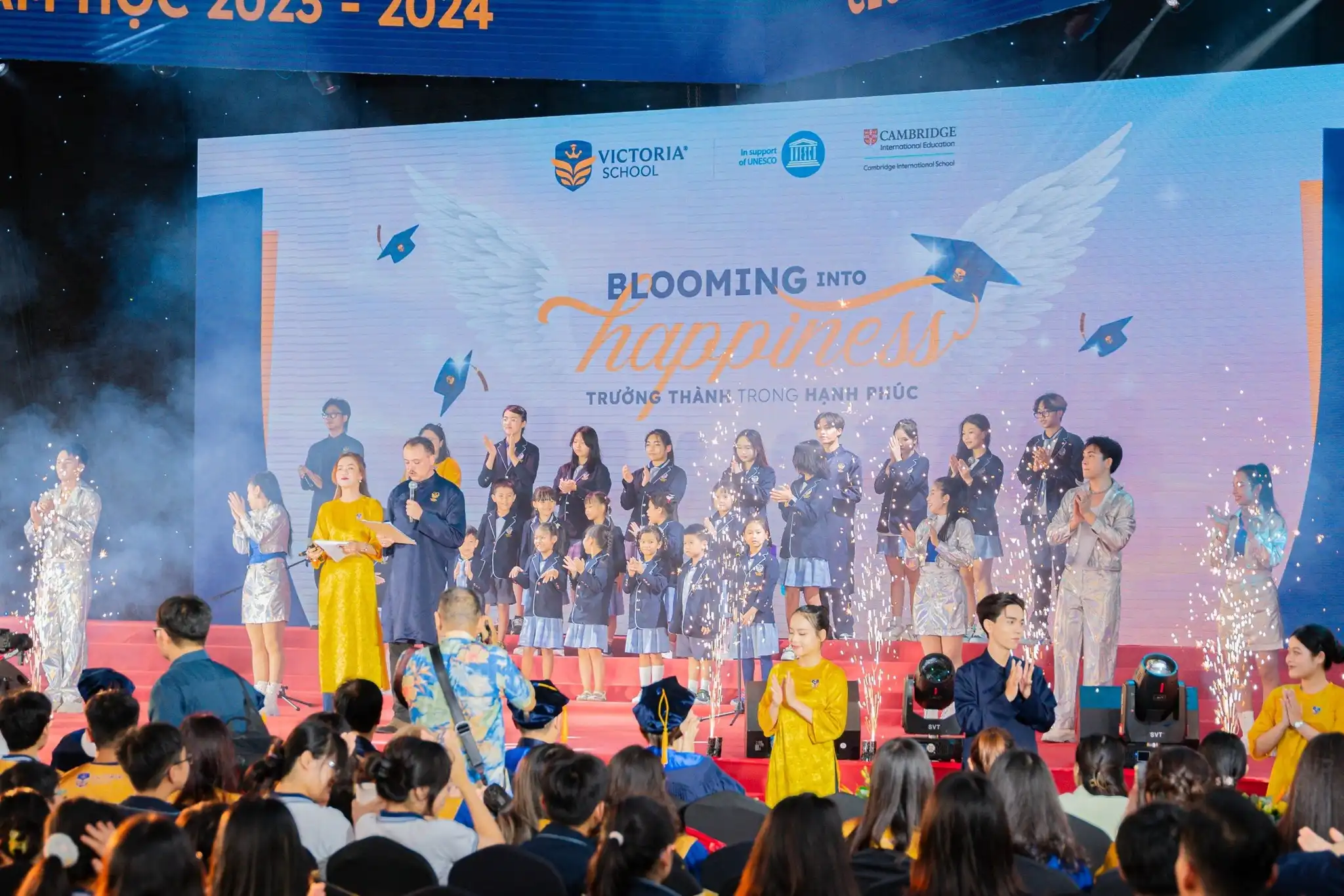 Lễ tổng kết năm học Victoria School 2023-2024