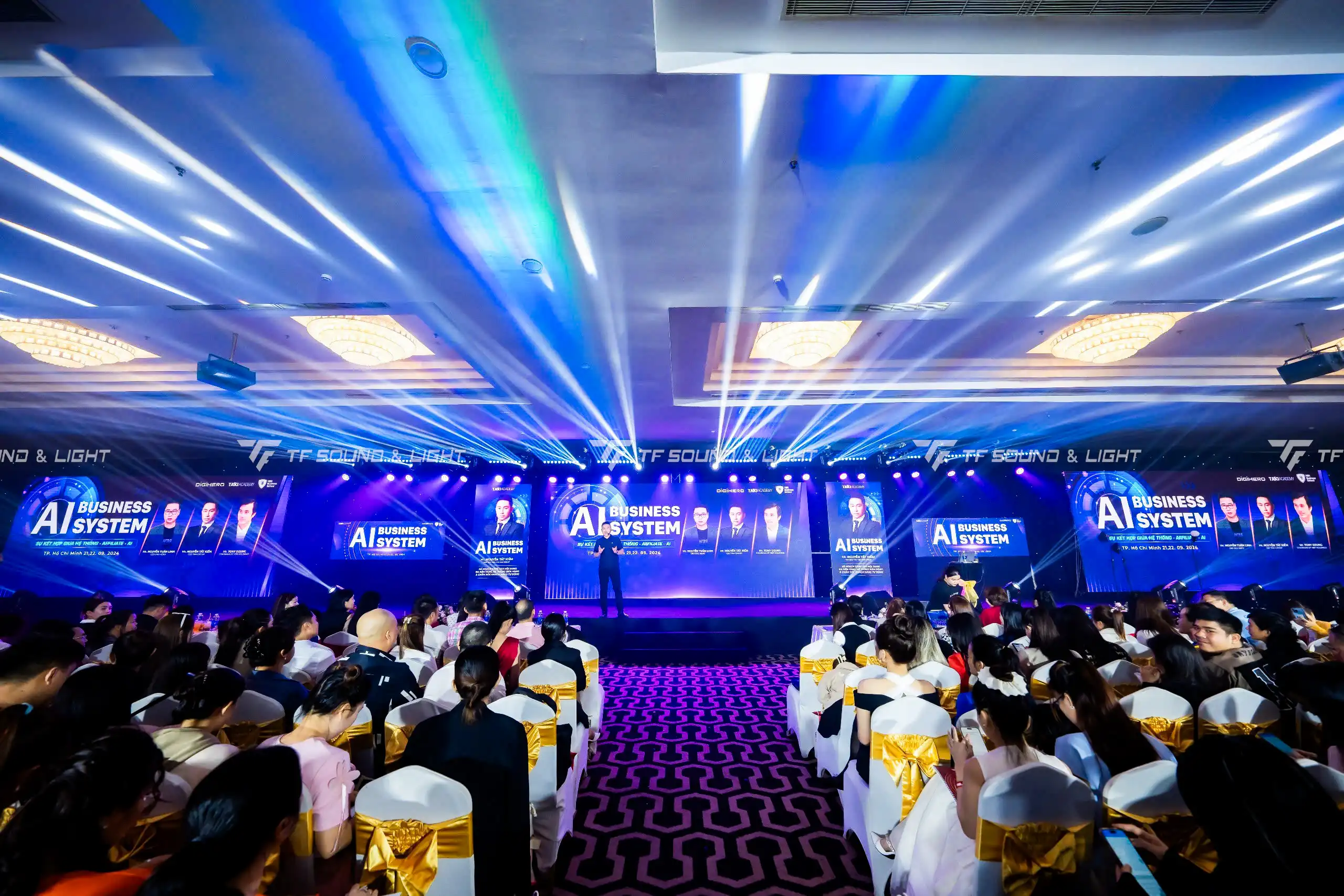 Hội thảo AI Business System - Khai phá sức mạnh tiềm ẩn